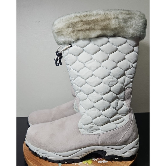 LL Bean Snow Boots EUC Quilted Nylon Suede Faux Fur Trim Pull-On Women's 8.5 EUC - Picture 5 of 16